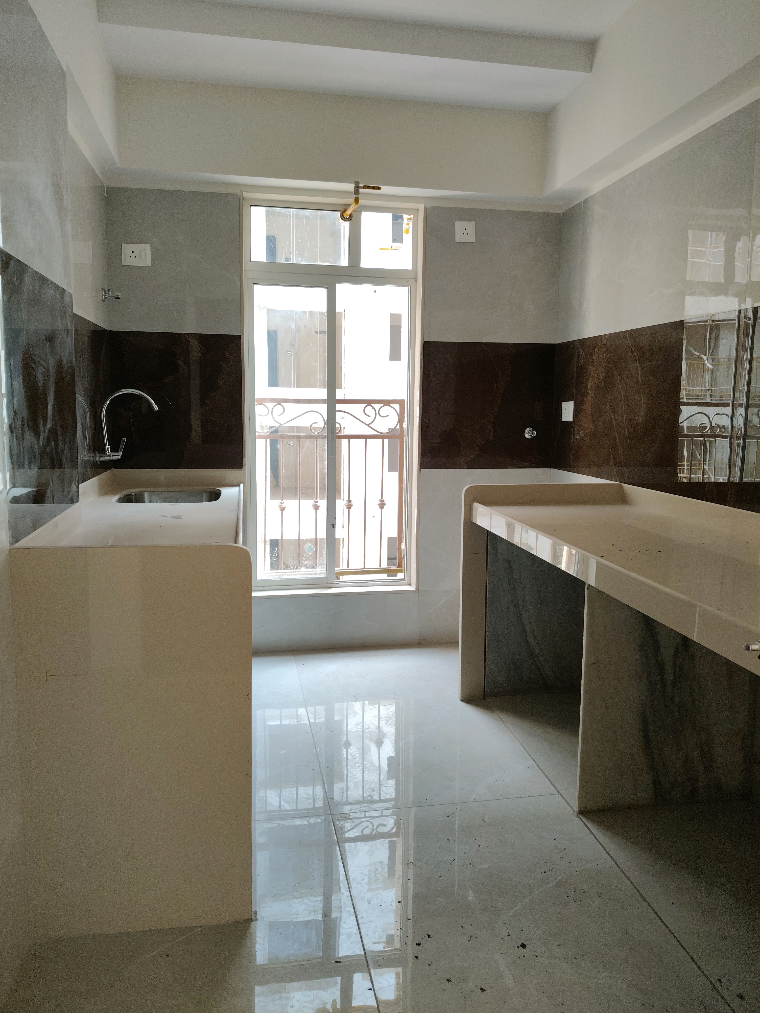 1 BHK + Extra Room Apartment For Sale in Haware Intelligentia Infinity