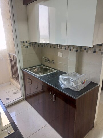 2 BHK Apartment For Rent in Pareena Laxmi Apartments, Sector 103