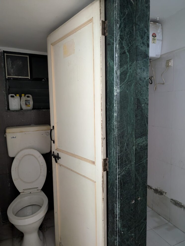 Bathroom, ganadhish-empire-chsl 2 Bedroom 750 Sq.Ft. Apartment In Pimple Saudagar Pune 7913785