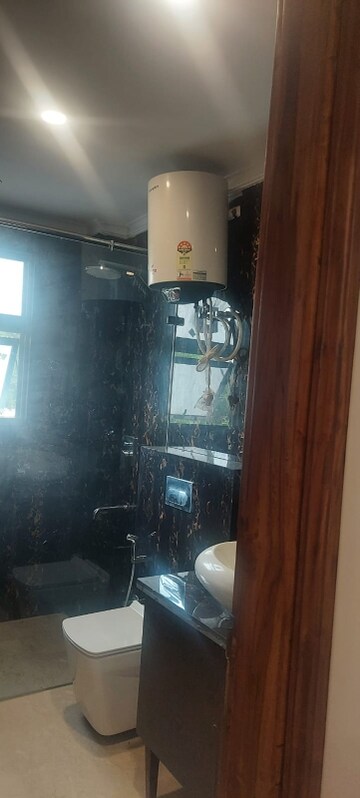 Furnished Amenities in 3 BHK Builder Floor at Sector 89 – for Sale