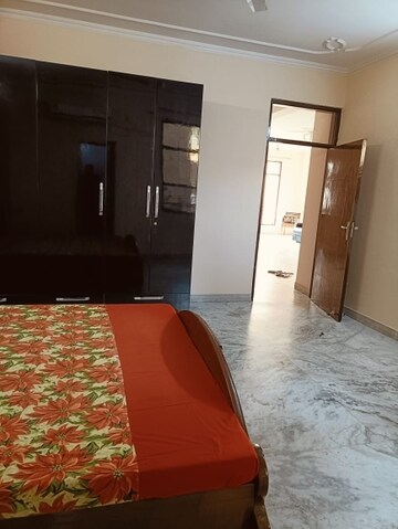 Kitchen in 3 BHK Builder Floor at Sector 40 – for Rent