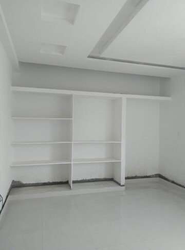 Room in 2 BHK Apartment at Peeranchuruvu – for Sale