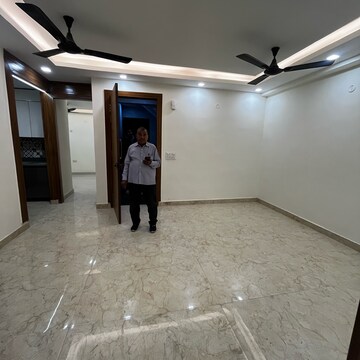 Room in 3 BHK Builder Floor at Malviya Nagar – for Sale