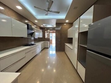 Kitchen in 3 BHK Builder Floor at Ansal Palam Triangle, Palam Vihar Extension – for Rent