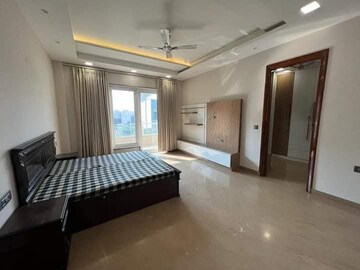 Living Room in 3 BHK Builder Floor at Ansal Palam Triangle, Palam Vihar Extension – for Rent