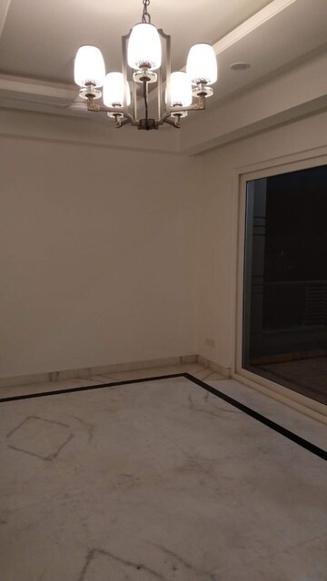 Room in 4 BHK Builder Floor at Chittaranjan Park – for Rent