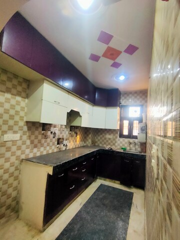 Kitchen in 2 BHK Builder Floor at Uttam Nagar – for Rent