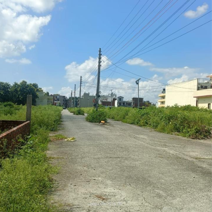 Nearby, paundha  200 Sq.Yd. Plot In Paundha Dehradun 7914012