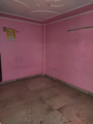 Master Bedroom in 1 BHK Builder Floor at Uttam Nagar – for Rent