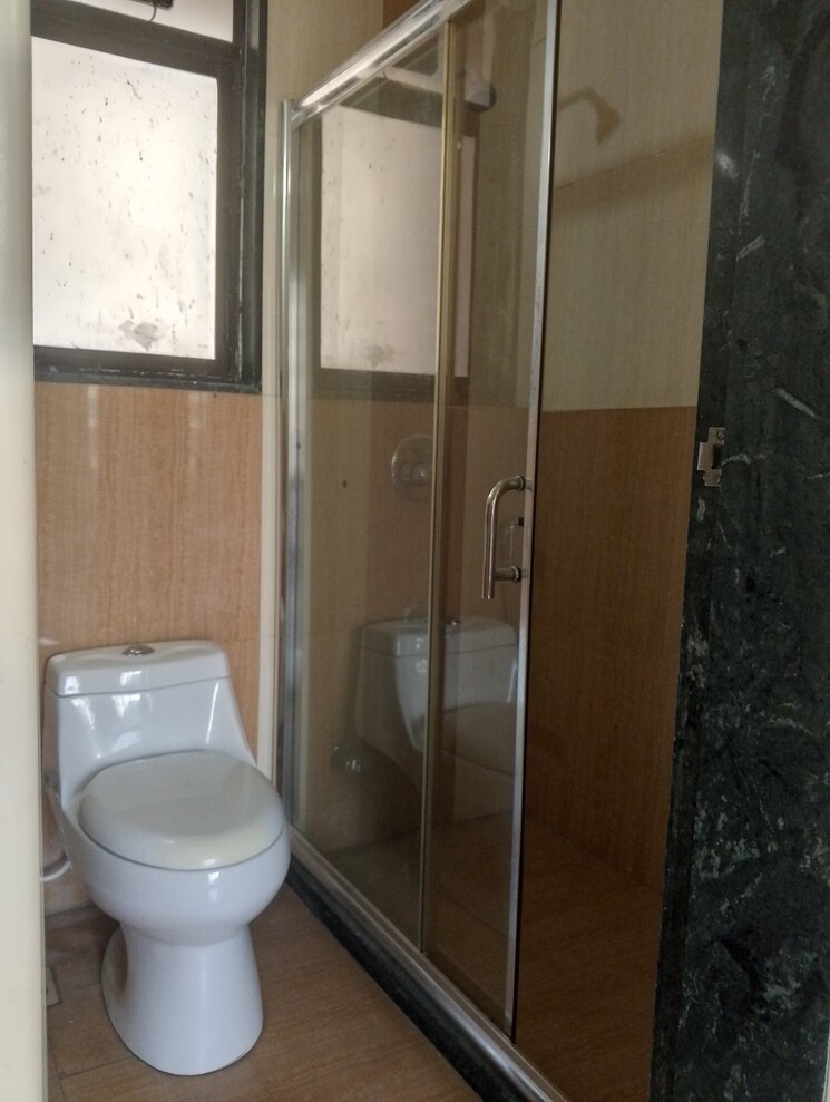 Bathroom, crossover-county 2.5 Bedroom 1100 Sq.Ft. Builder Floor In Nanded Pune 7914104
