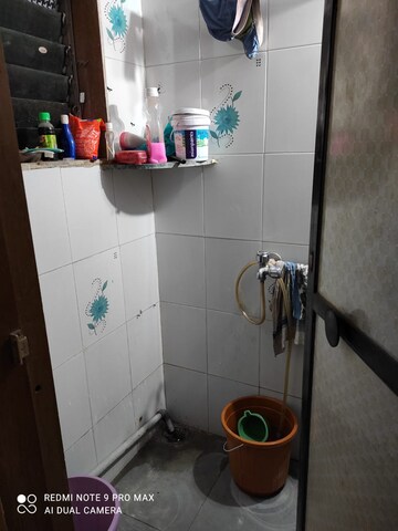 Bathroom in 1 BHK Apartment at Dombivli West – for Rent