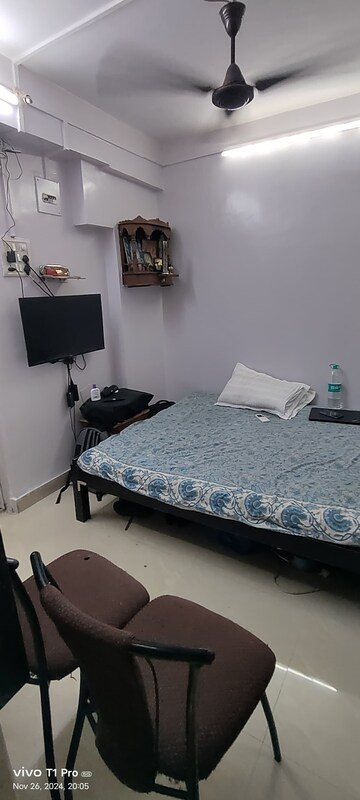 Master Bedroom in 1 BHK Apartment at Byculla – for Sale