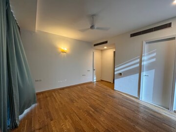 Room in 3 BHK Apartment at Ireo The Grand Arch, Sector 58 – for Sale