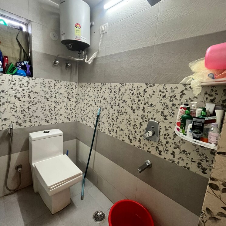 Attached Bathroom, sector 61 Studio 200 Sq.Ft. Apartment In Sector 61 Gurgaon 7914100