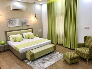 Bedroom in 3 BHK Apartment at Raheja Imperia, Worli – for Sale