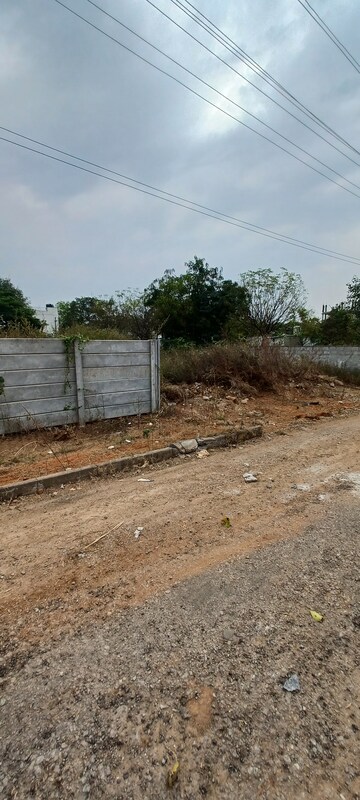  Plot For Sale in Kondapur