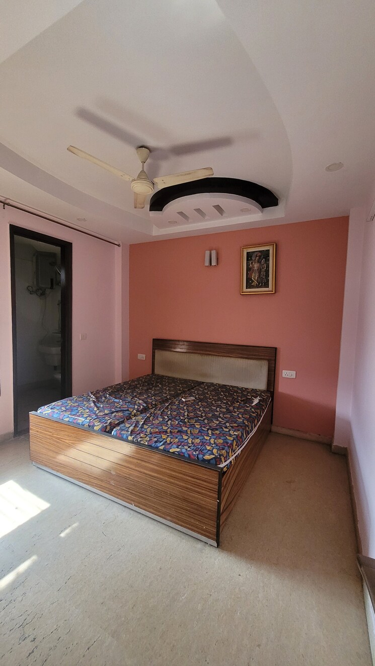 Bedroom, vivek vihar phase 1 3 Bedroom 1150 Sq.Ft. Builder Floor In Vivek Vihar Phase 1 Delhi 7914199