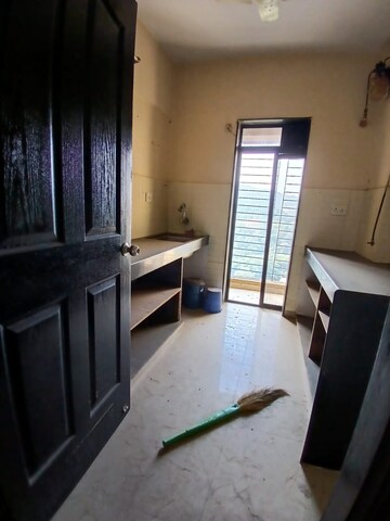 Master Bedroom in 2 BHK Apartment at Lalani Residency, Kavesar – for Rent