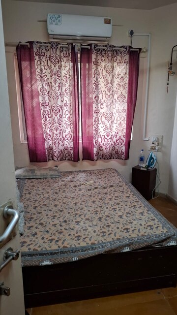 Bedroom in 2 BHK Apartment at Hiranandani Powai Park, Powai – for Rent