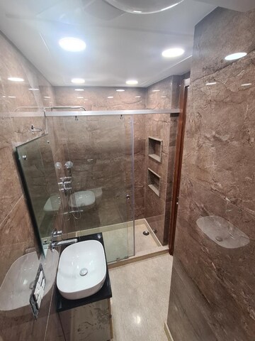Master Bedroom in 4 BHK Builder Floor at Greater Kailash ii – for Rent