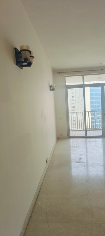 Room in 2 BHK Apartment at Ireo Victory Valley, Sector 67 – for Rent