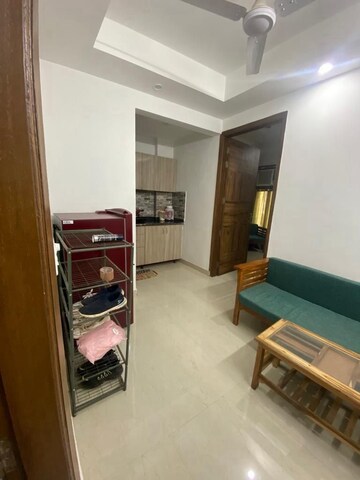 Furnished Amenities in 1 BHK Builder Floor at Ansal Sushant Lok I, Sector 43 – for Rent