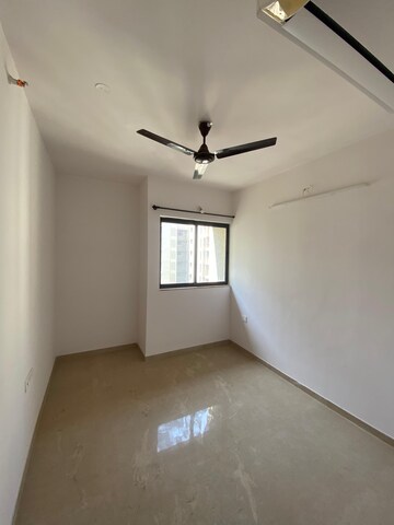 Room in 2 BHK Apartment at Lodha Palava Aurelia D to G, Dombivli East – for Rent