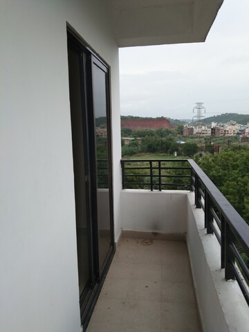 Balcony in 2 BHK Apartment at Alkapuri – for Rent