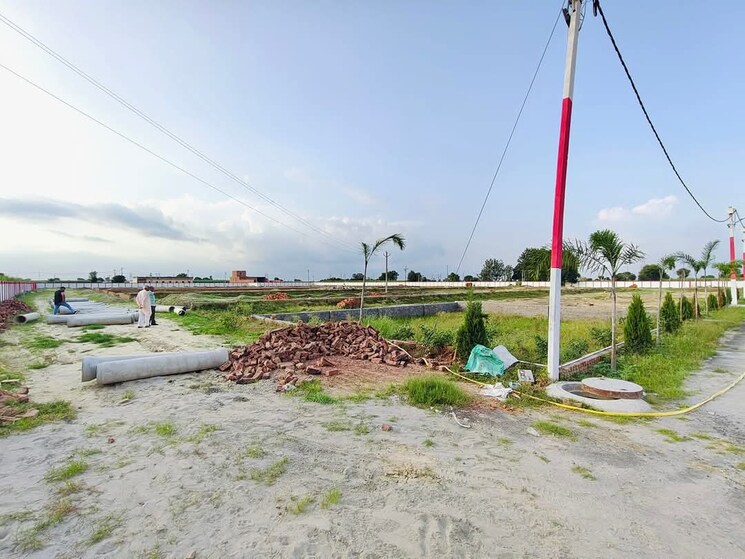 Garden, imperia-h2o-residency  110 Sq.Yd. Plot In Knowledge Park V Greater Noida Greater Noida 7914499