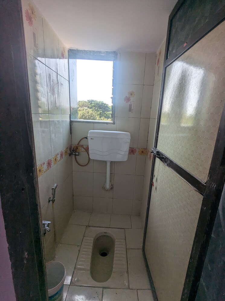 Bathroom, shree-swami-samarth-apartment-kalwa 1 Bedroom 465 Sq.Ft. Apartment In Kalwa Thane 7914500