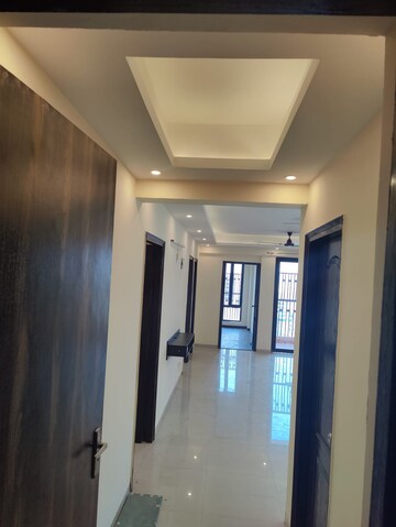 Building Lobby in 2.5 BHK Apartment at Logix Blossom County, Sector 137 – for Sale