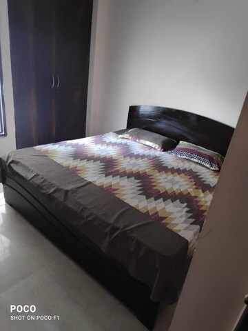 Bedroom in 2 BHK Builder Floor at Sector 45 – for Rent