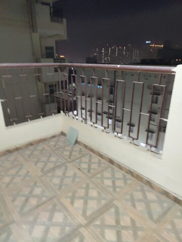 Balcony in 2 BHK Villa at Sector 40 – for Rent