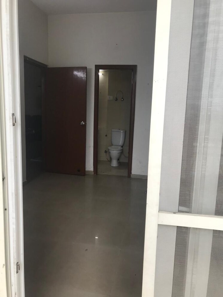 Room, gaur-city-2-12th-avenue 2 Bedroom 635 Sq.Ft. Apartment In Sector 16c Greater Noida Greater Noida 7914573