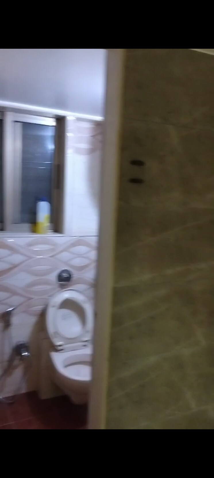 Bathroom, chaitanya-tower 3 Bedroom 1600 Sq.Ft. Apartment In Prabhadevi Mumbai 7914580