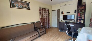 Study Room in 1.5 BHK Apartment at Jail Road – for Sale