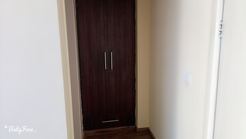 Furnished Amenities in 3 BHK Apartment at Omaxe The Nile, Sector 49 – for Sale