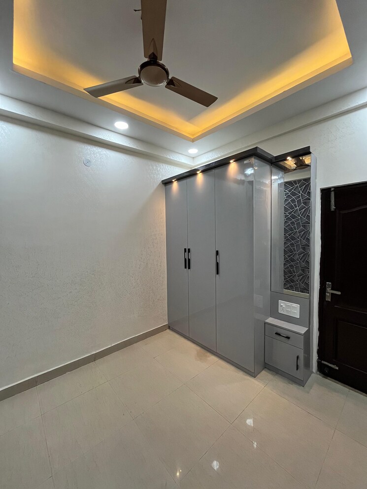 Room, smart-lane 3 Bedroom 1300 Sq.Ft. Builder Floor In Niti Khand Ghaziabad 7914651