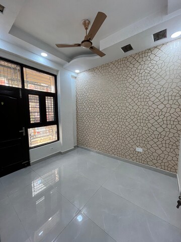 Bedroom in 3 BHK Builder Floor at Smart Lane, Niti Khand – for Sale