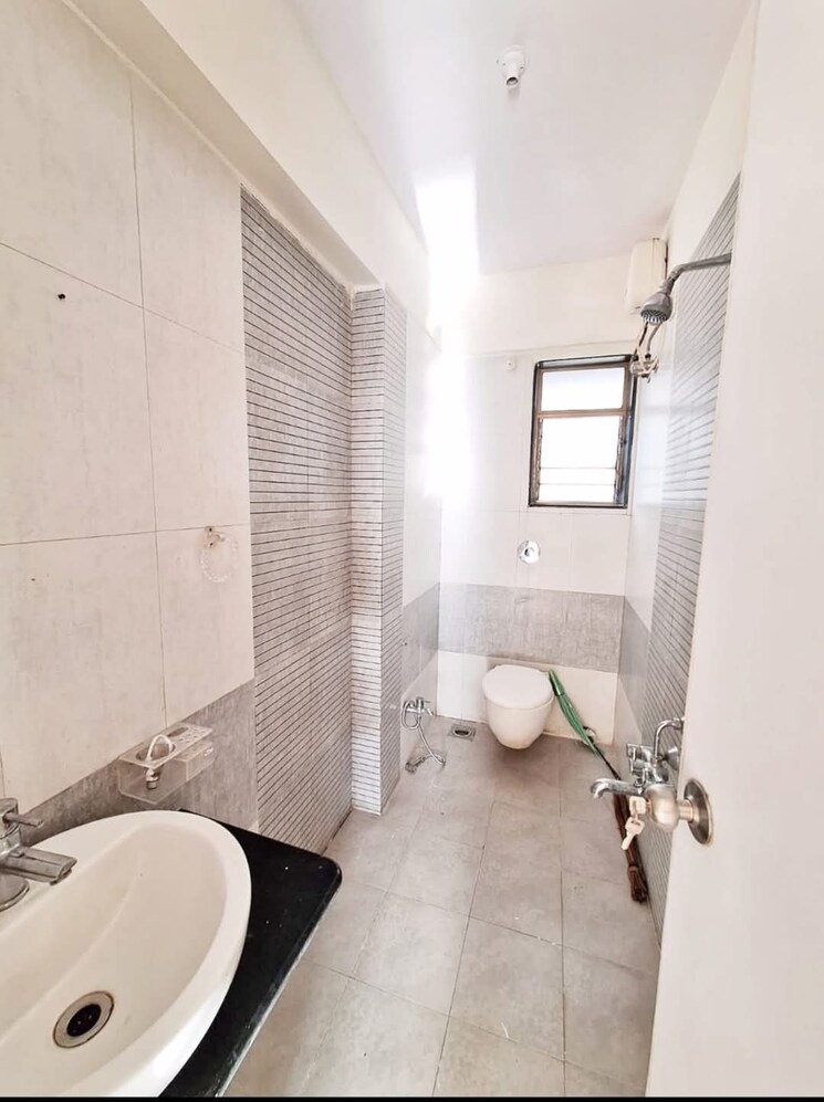 Bathroom, rudra-heights-vasai 1 Bedroom 685 Sq.Ft. Apartment In Vasai East Palghar 7914687