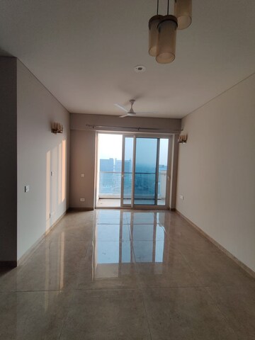 Room in 2 BHK Apartment at Emaar Digi Homes, Sector 62 – for Rent