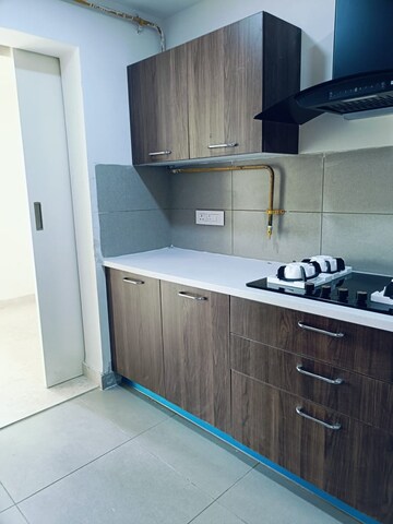 2 BHK Apartment For Rent in Indiabulls Centrum Park, Sector 103