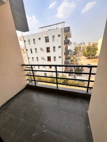 Staircase in 3 BHK Builder Floor at Ansal Plaza Sector-23, Sector 23 – for Rent