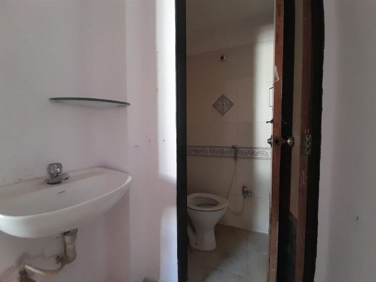 Bathroom, mantri-park 1 Bedroom 481 Sq.Ft. Apartment In Goregaon East Mumbai 7914884