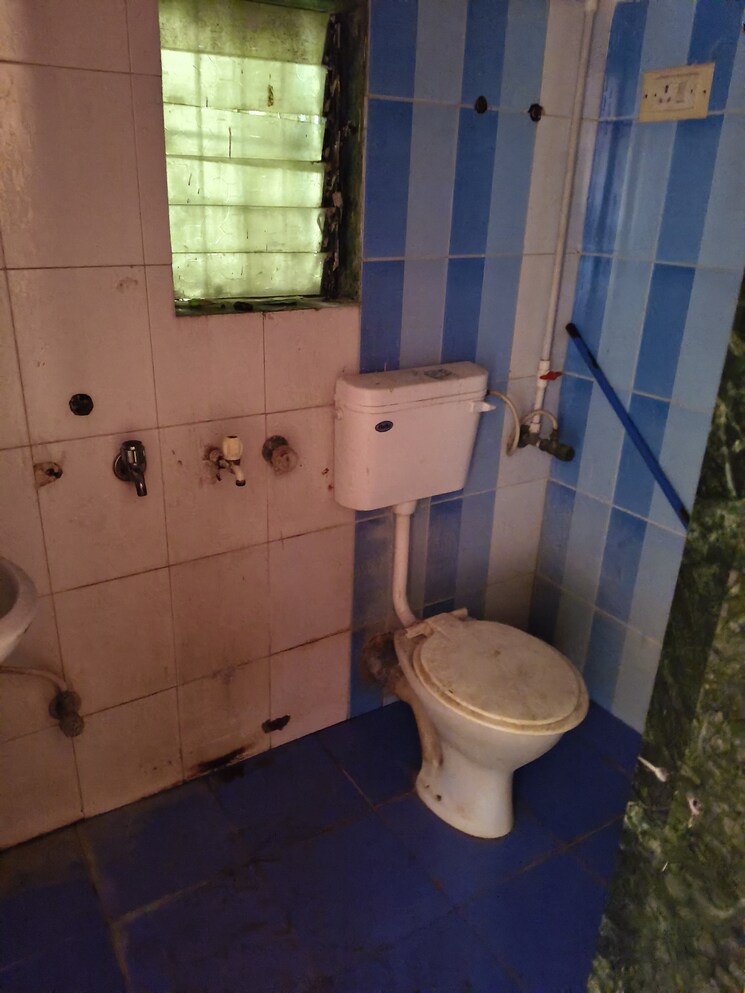 Bathroom, chandresh-kailash 2 Bedroom 798 Sq.Ft. Apartment In Dombivli East Thane 7915105