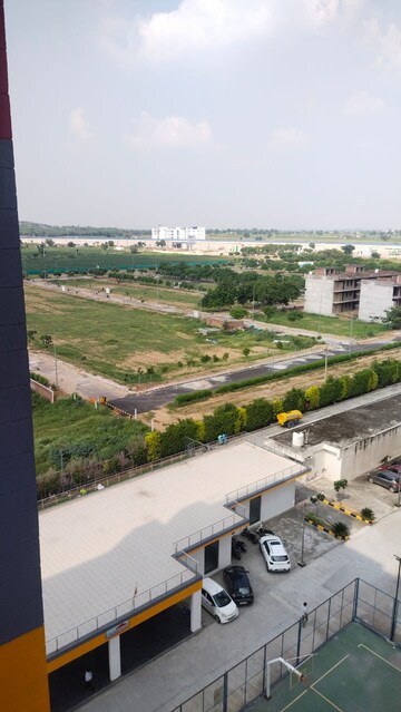 Master Bedroom in 2 BHK Apartment at Sector 23 – for Sale