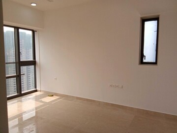 Room in 4 BHK Apartment at Lodha The Park, Worli – for Sale
