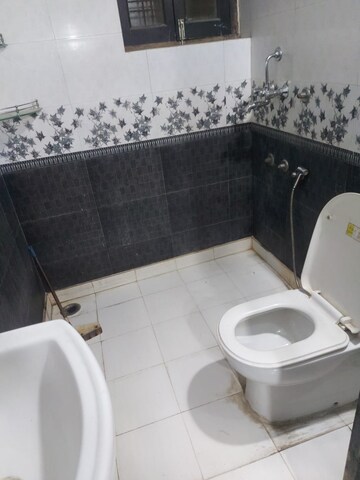 Attached Bathroom in 2 BHK Builder Floor at Sector 45 – for Rent