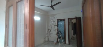Room in 2 BHK Builder Floor at Khirki Extension – for Rent