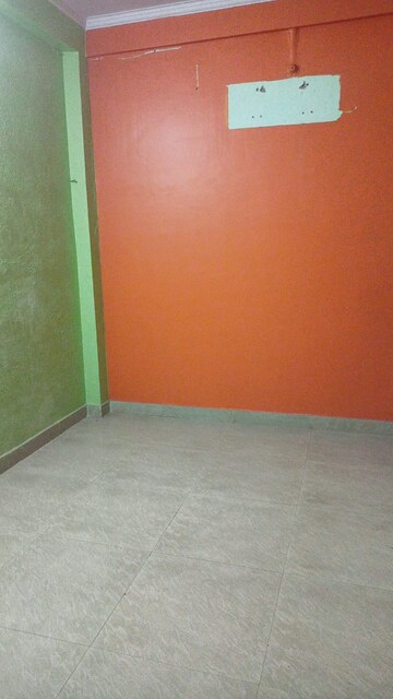 Room in 2 BHK Independent House at Lala Ka Bazaar – for Rent